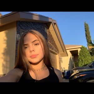 Meet your Posher, Mia